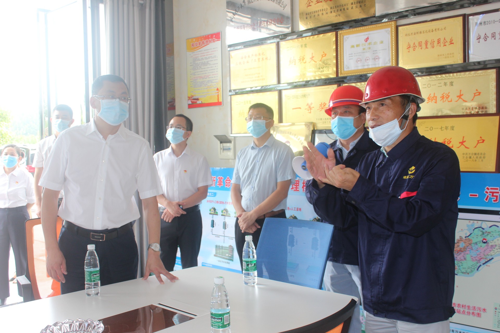 無(wú)縫氣瓶生產(chǎn)商,密閉取樣器,自動(dòng)切水器,截油排水器 無(wú)縫氣瓶生產(chǎn)商,密閉取樣器,自動(dòng)切水器,截油排水器