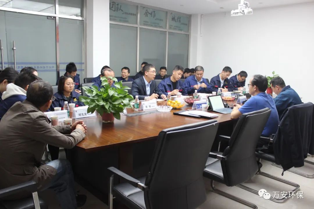 無縫氣瓶生產(chǎn)商,密閉取樣器,自動切水器,截油排水器 圖片