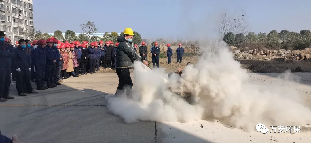 無縫氣瓶生產(chǎn)商,密閉取樣器,自動切水器,截油排水器 圖片