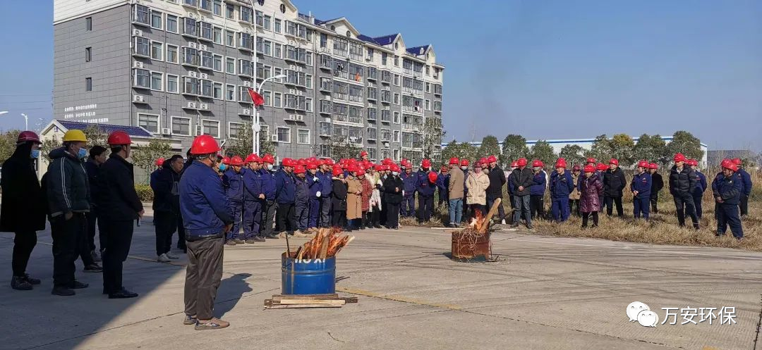 無縫氣瓶生產(chǎn)商,密閉取樣器,自動切水器,截油排水器 圖片