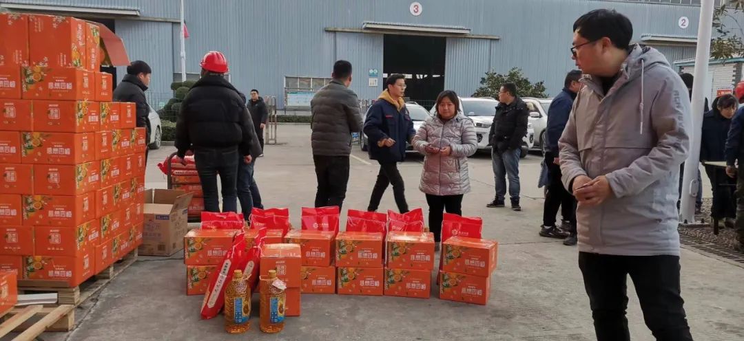 無縫氣瓶生產(chǎn)商,密閉取樣器,自動切水器,截油排水器 圖片